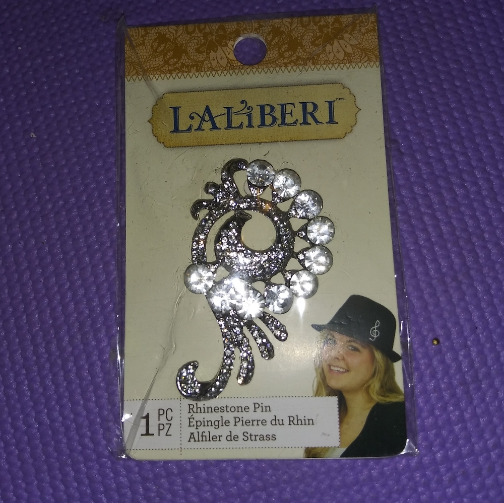 NWT Vntage Broach Hat Scarf Pin by Laliberi  Rhinestones